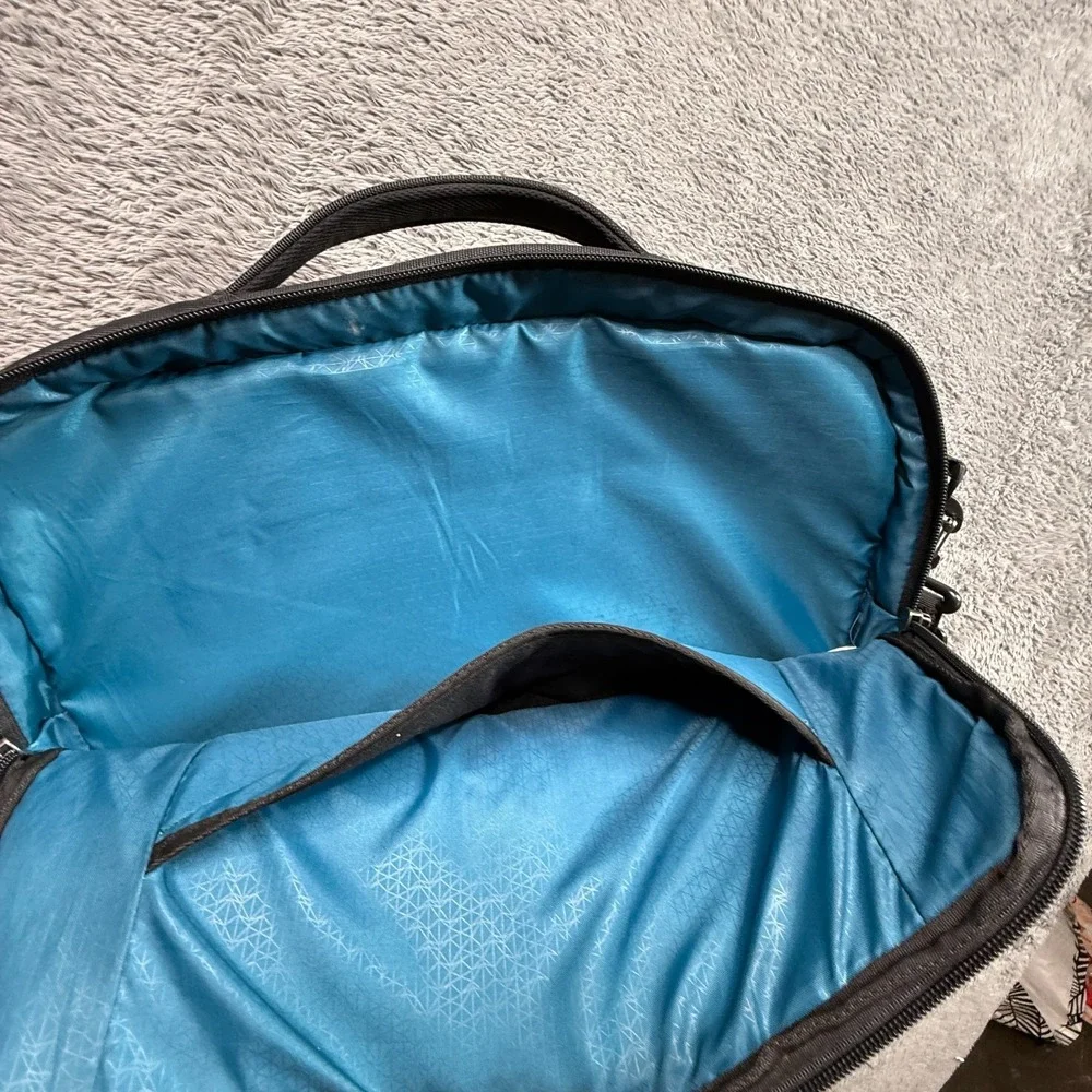 Thule subterra laptop